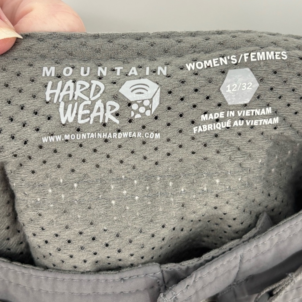 Mountain Hardwear womens Charcoal gray Cargo Pants hiking gorpcore Sz 12 nylon - Picture 8 of 13